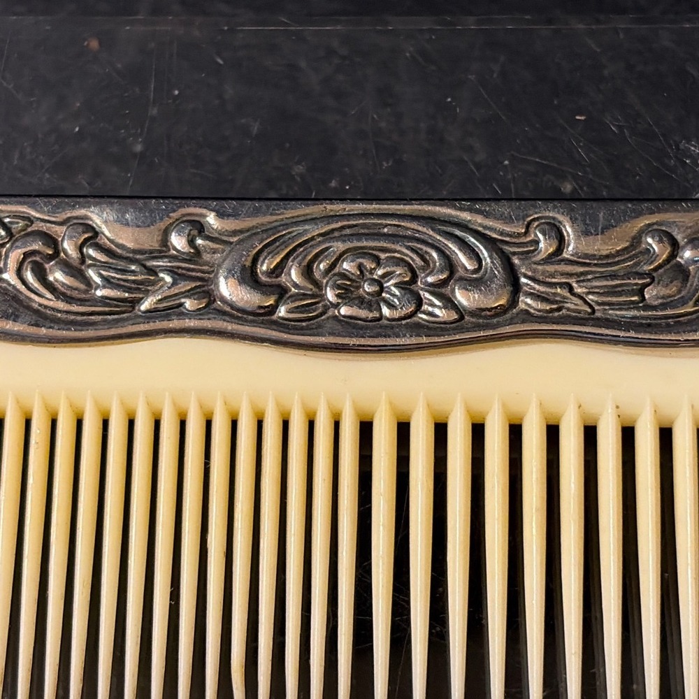 Vintage Ornate Silver Tone Floral Repousse Spine Cream Hair Comb 7.25 Inch